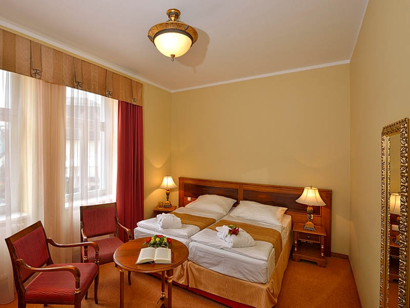 Dvoulůžkový pokoj Deluxe hotel Continental