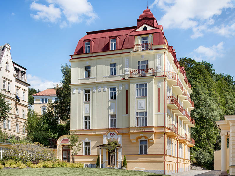 Exterier hotel Hvězda část Neapol